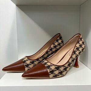 Elegant Womens Beige Pointed Toe Office Shoes Size EUR: 35 US: 5.5